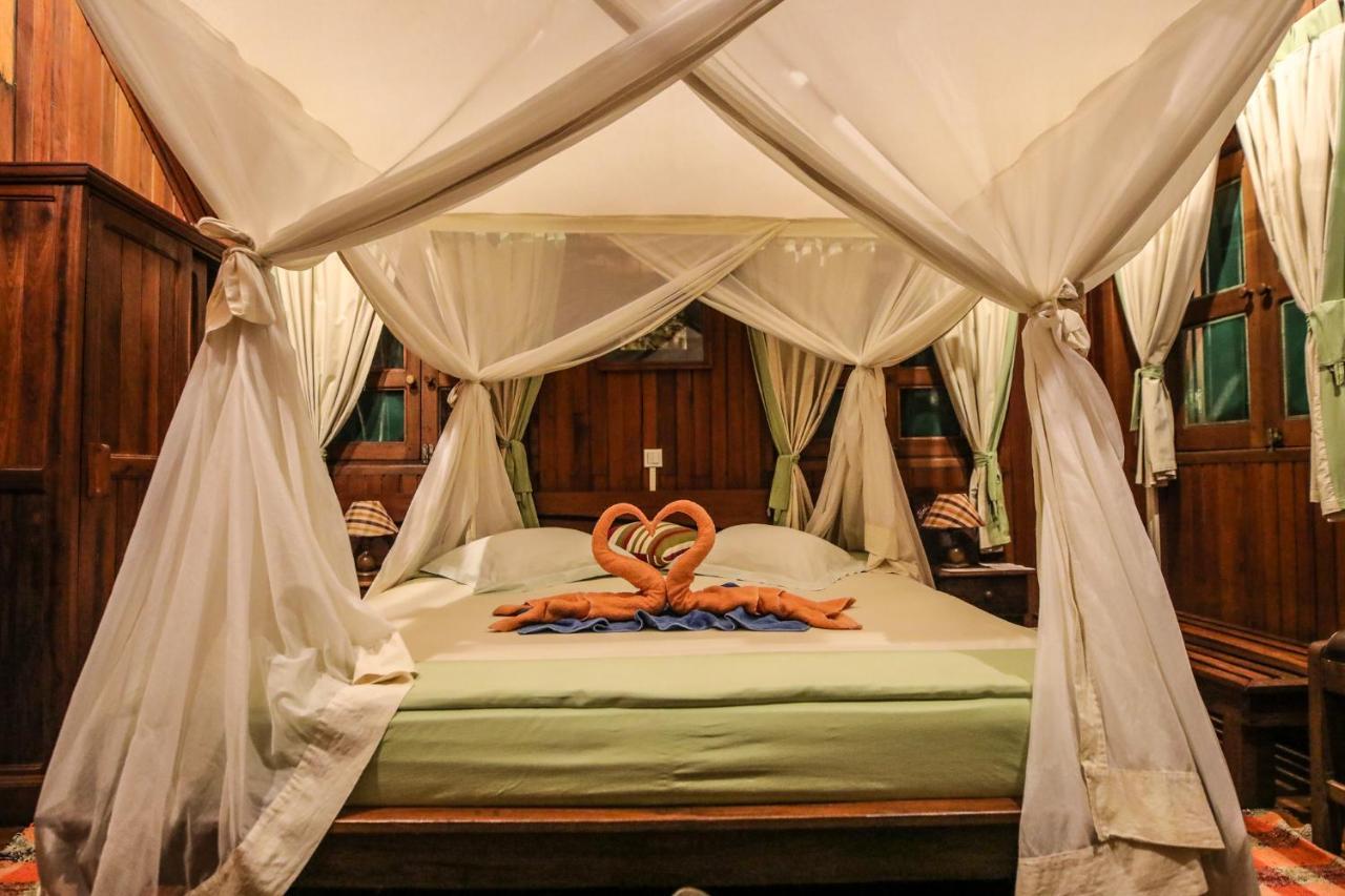 Olympe De Bemaraha Hotel Bekopaka ภายนอก รูปภาพ
