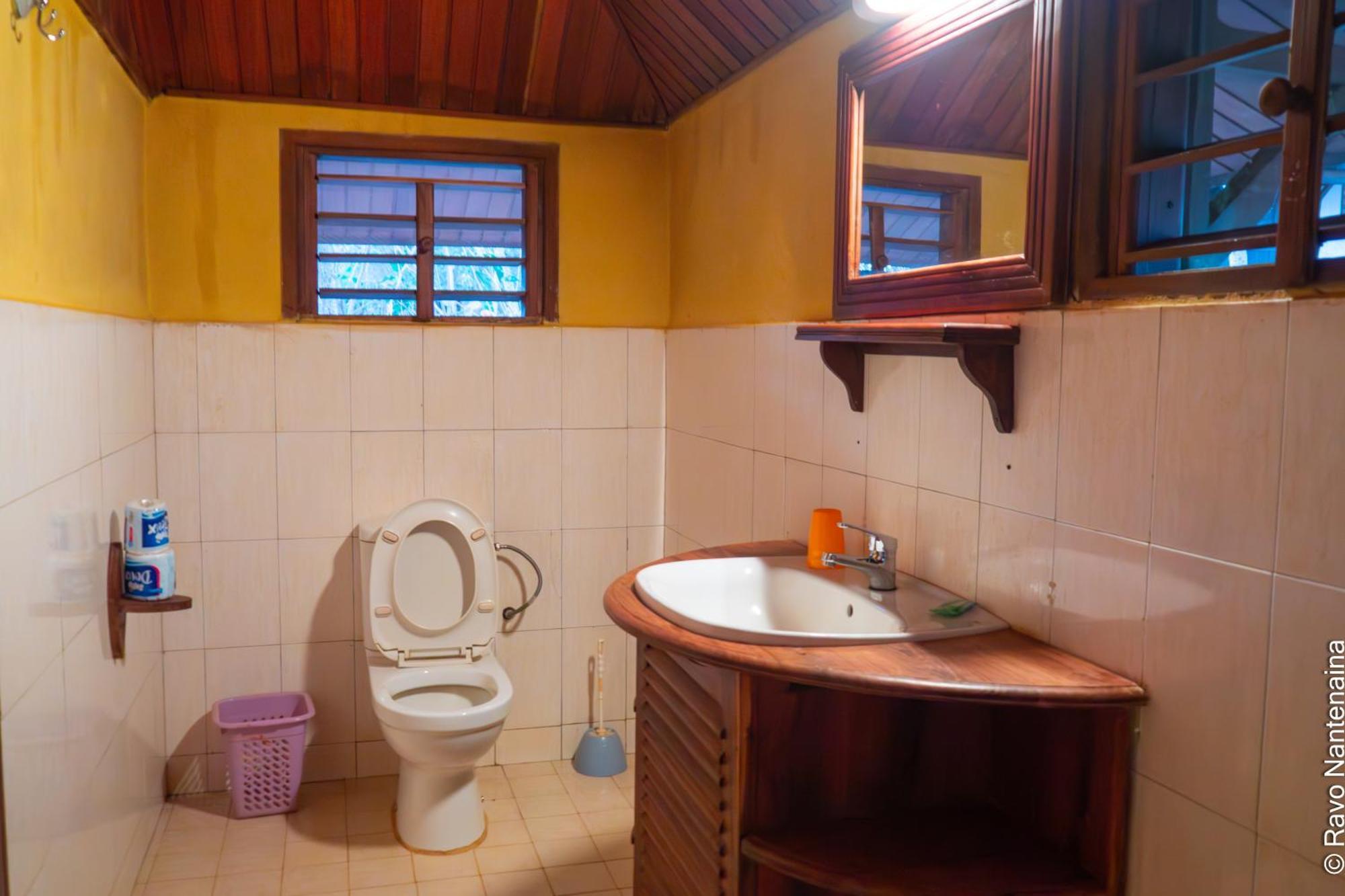 Olympe De Bemaraha Hotel Bekopaka ภายนอก รูปภาพ